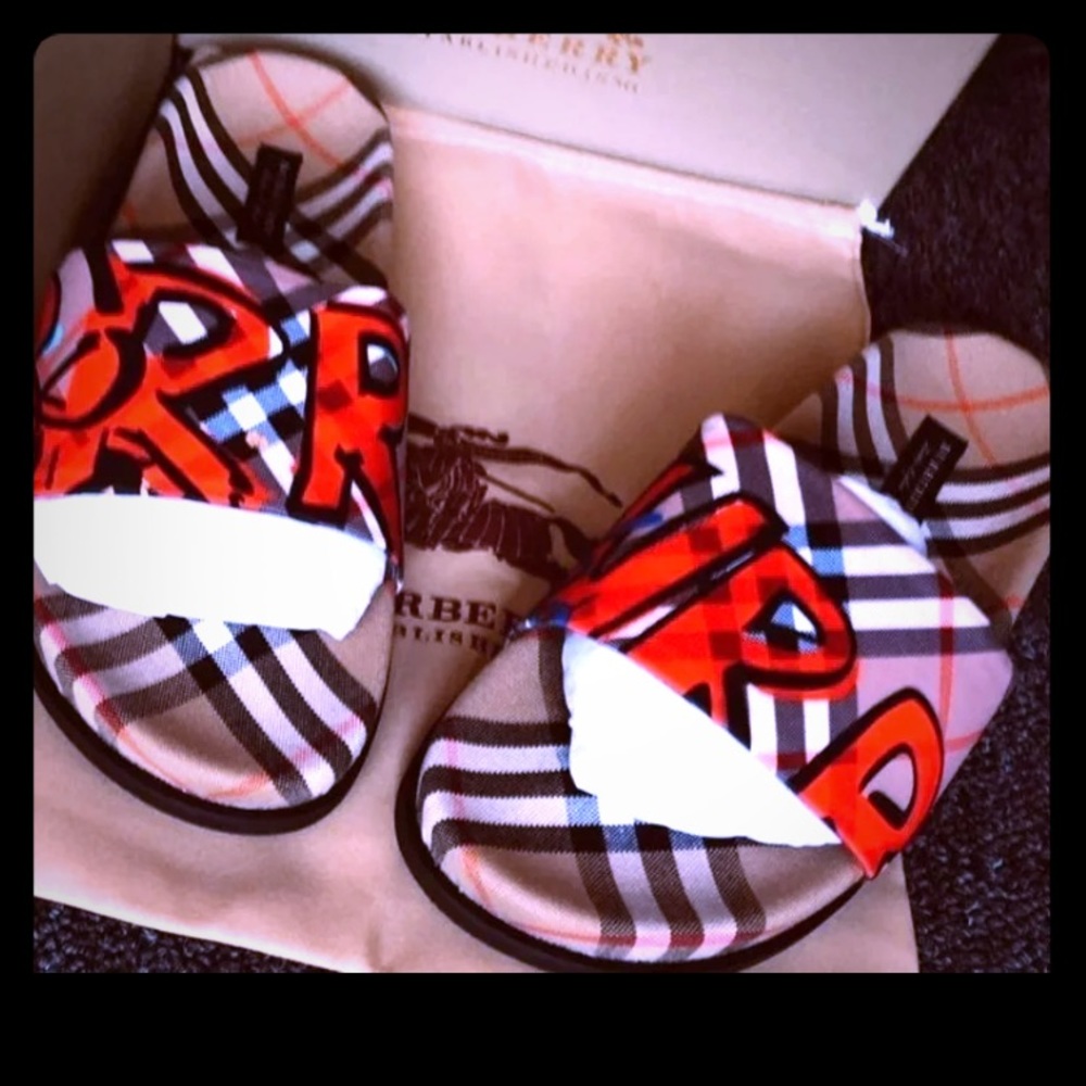 Authentic Burberry Graffiti Slides